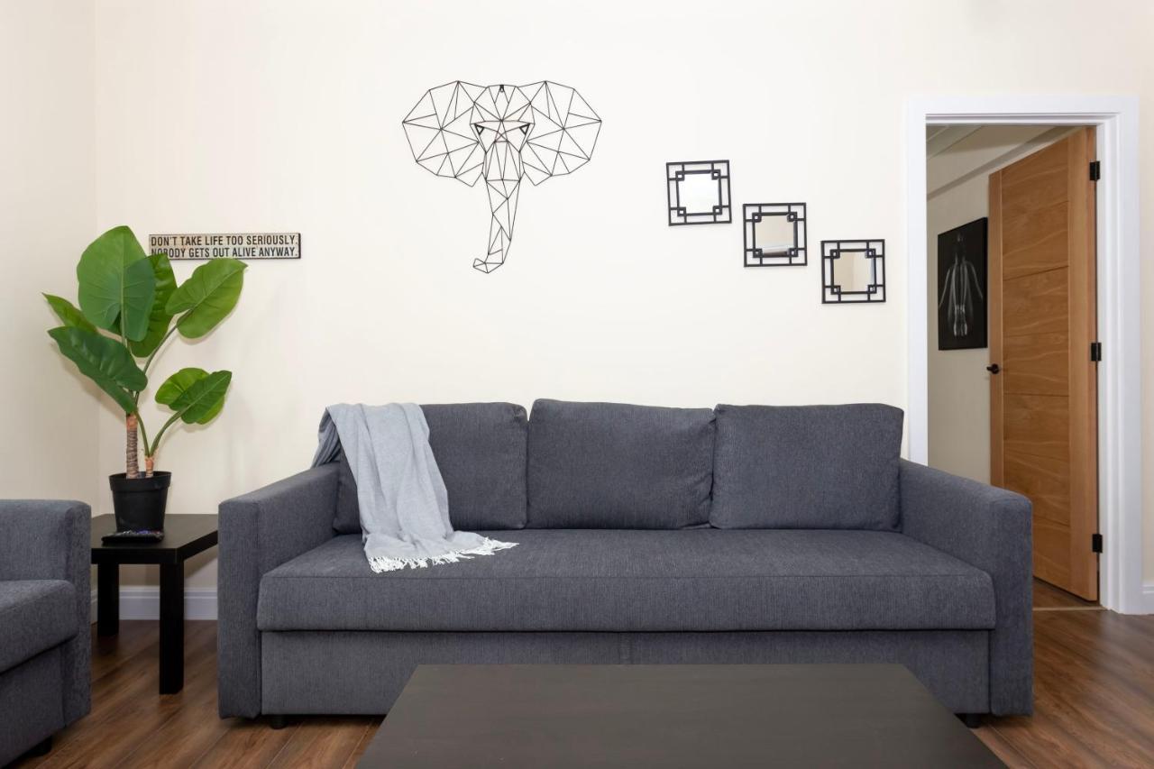 Jacks Apartment